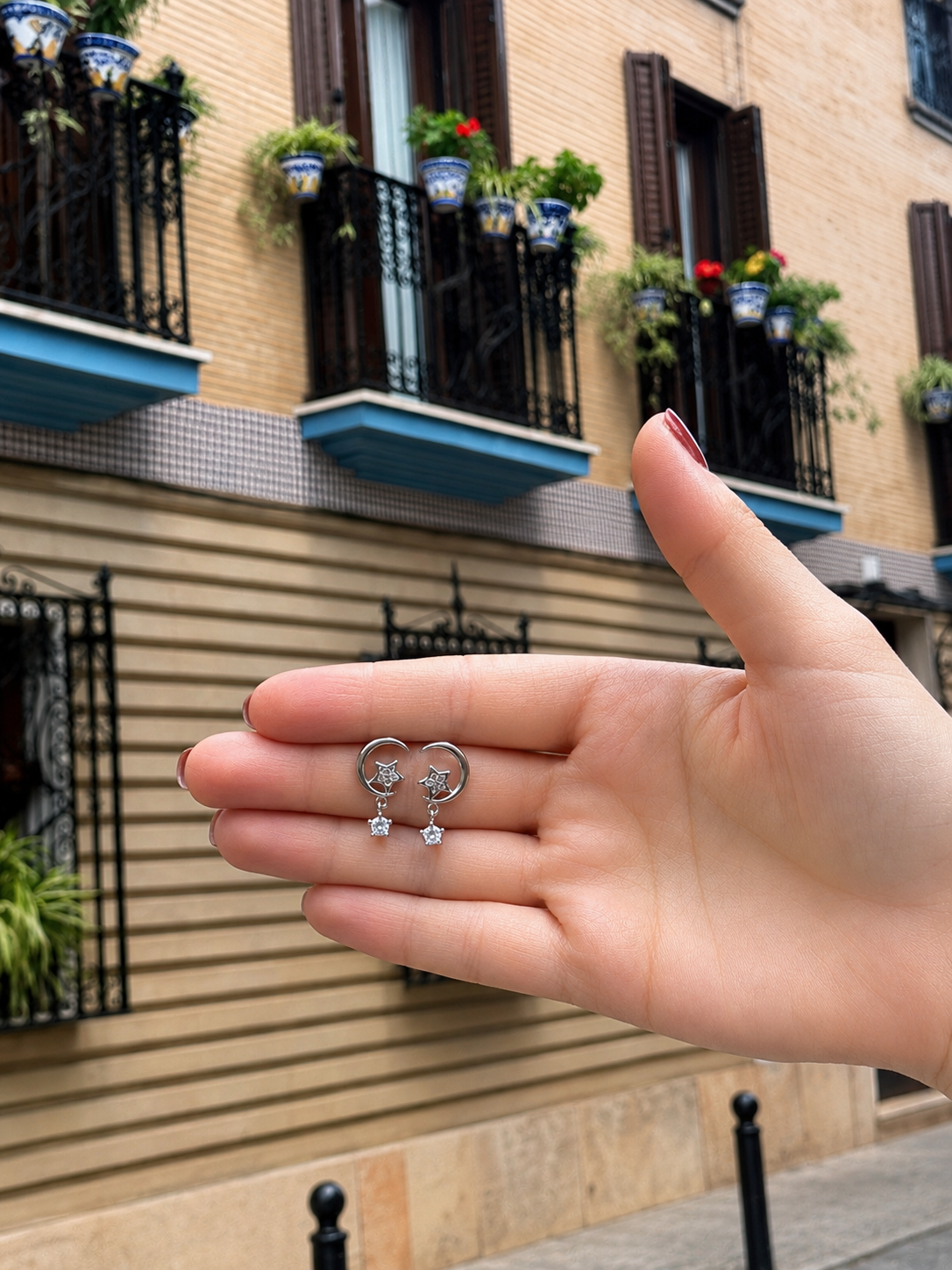 Moon and Star Drop Earrings in 925 Sterling Silver