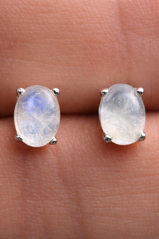 Natural MoonStone 925 Silver Stud Eearring