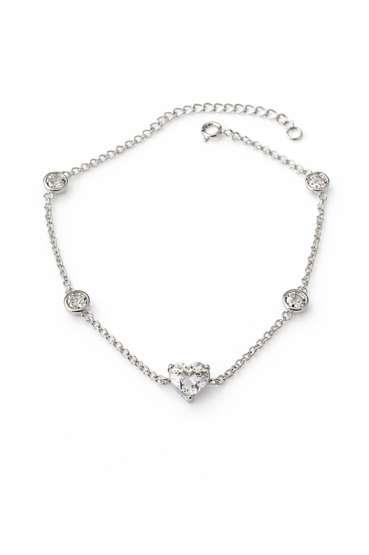 Diamond-Inspired Heart Bracelet in 925 Sterling Silver