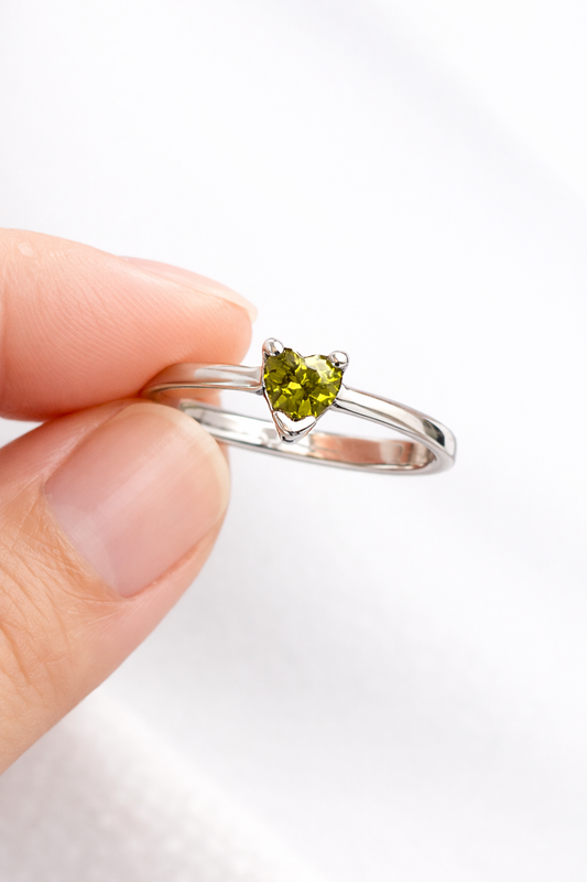 925 Sterling Silver Peridot Inspire Heart Ring Dainty Green Gemstone Ring for Women