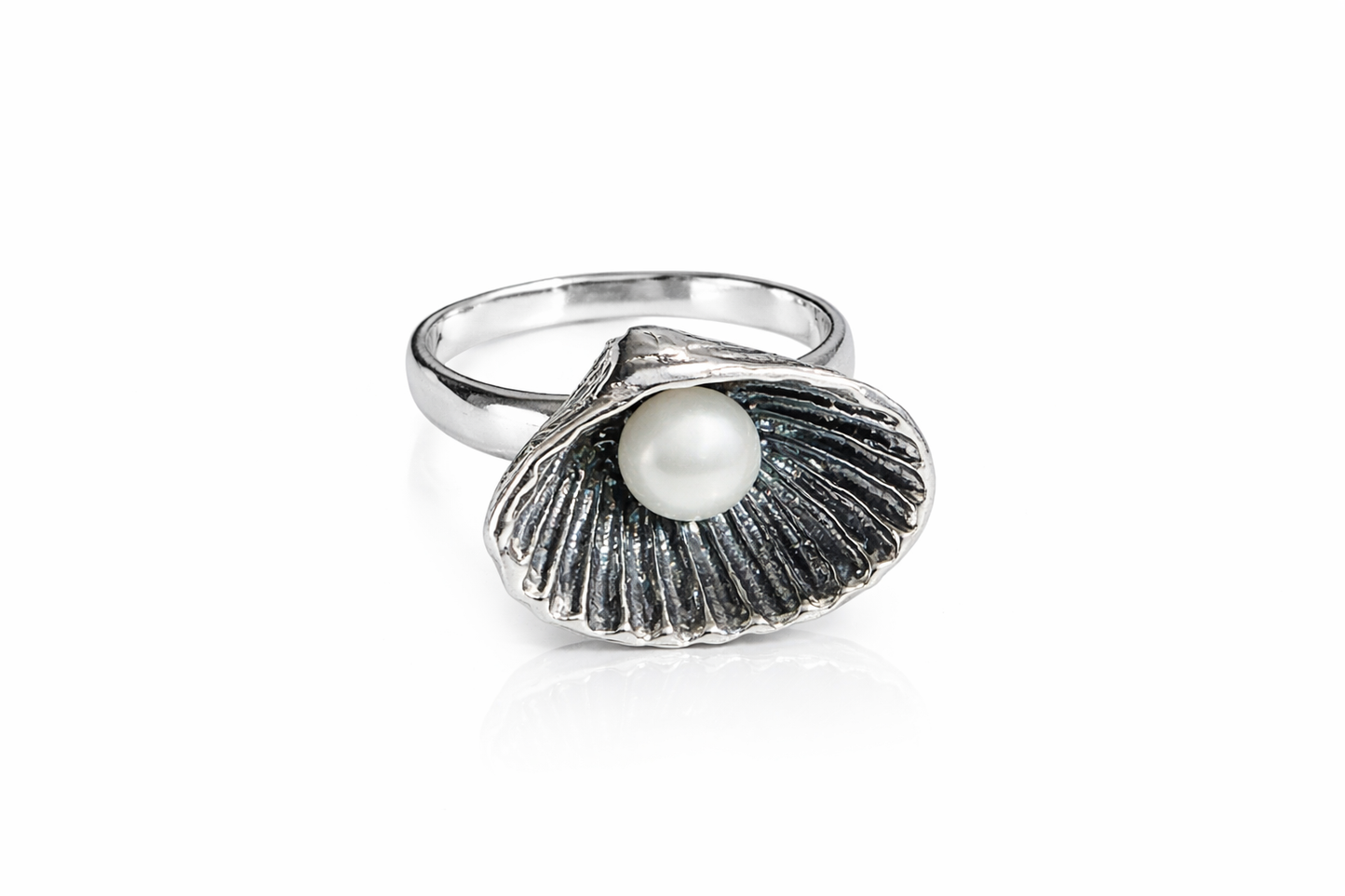 925 Sterling Silver Shell Ring with Natural Pearl Ocean Inspired Sculptural Design