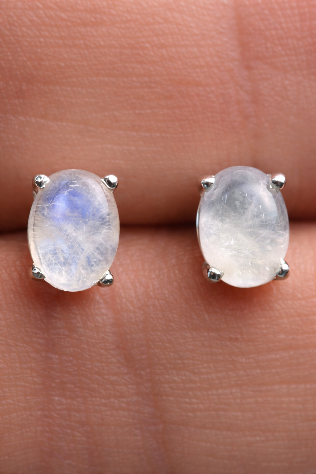 Natural MoonStone 925 Silver Stud Eearring