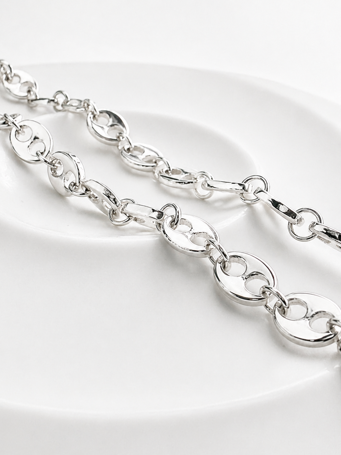 925 Sterling Silver Link Bracelet Modern Chain Bracelet with Polished Finish for Women